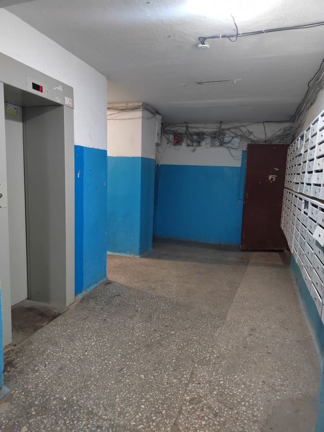 Продажа 1-комнатной квартиры, Курган, 6 микрорайон,  30