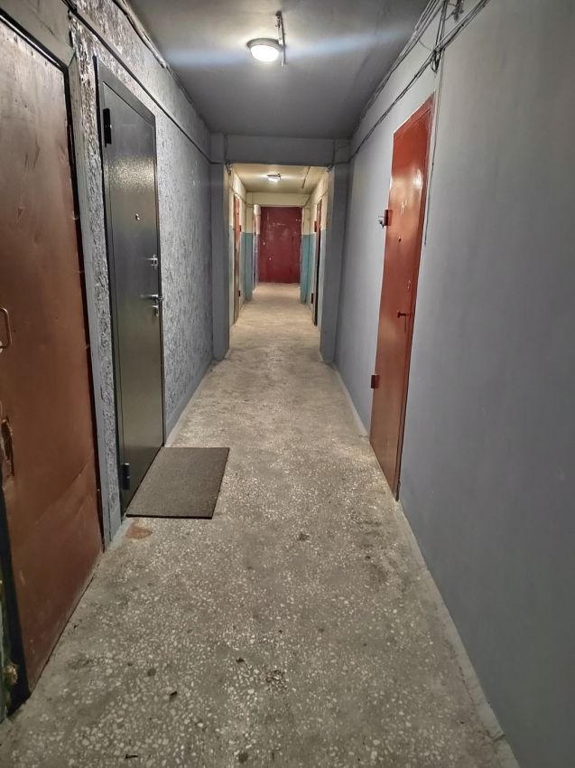 Продажа 1-комнатной квартиры, Курган, 6 микрорайон,  30