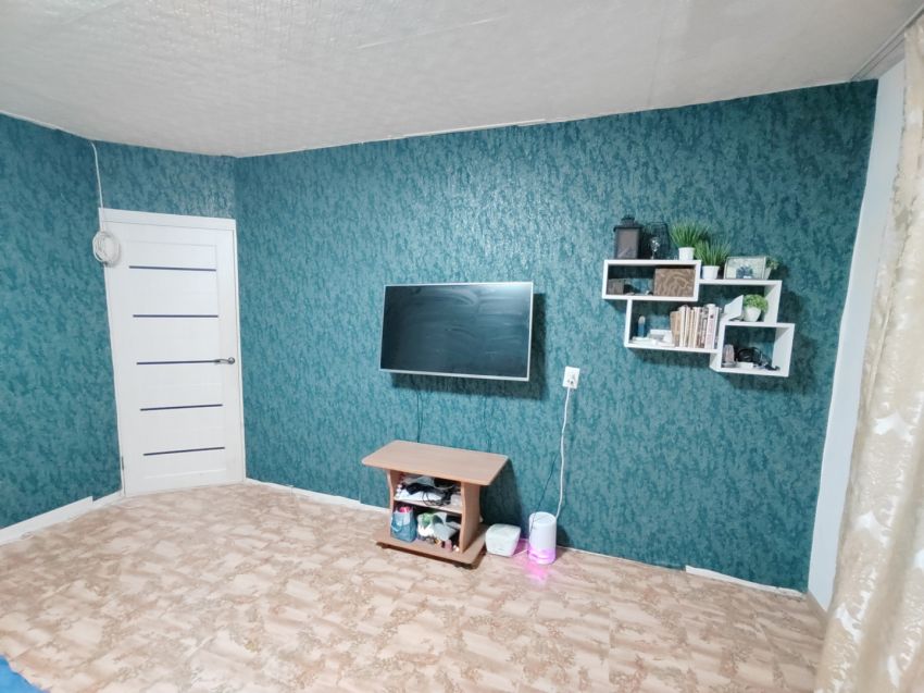 Продажа 1-комнатной квартиры, Курган, 6 микрорайон,  30