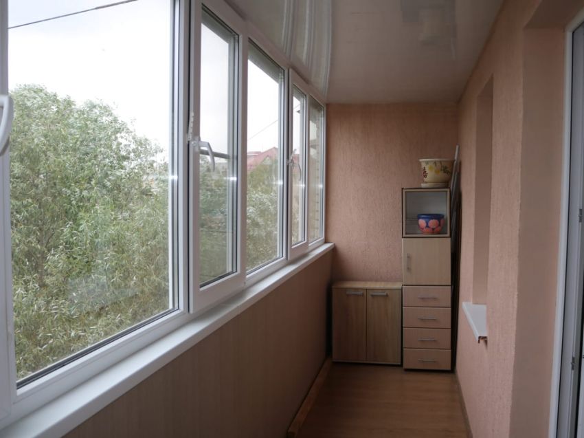 Продажа 2-комнатной квартиры, Курган, Урицкого улица,  74