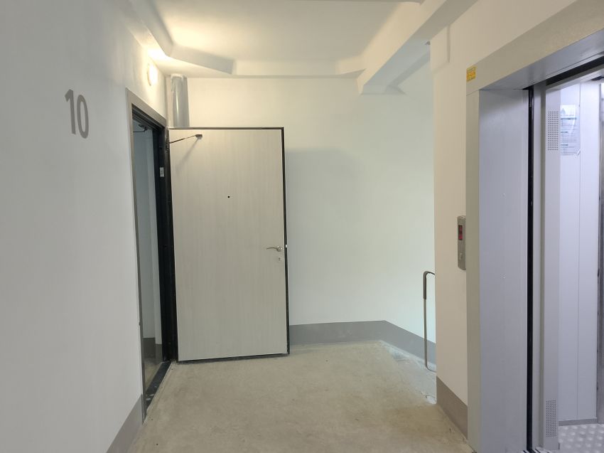 Продажа 1-комнатной квартиры, Курган, 8 микрорайон,  5