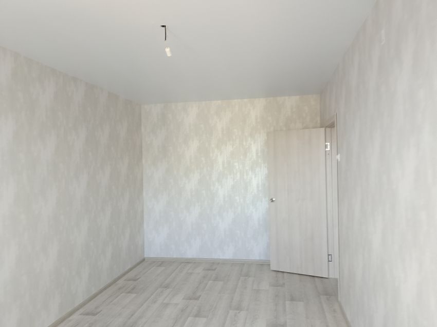 Продажа 1-комнатной квартиры, Курган, 8 микрорайон,  5