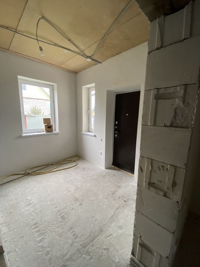 Продажа дома, 185м <sup>2</sup>, 10 сот., Лесниково, Лучистая улица