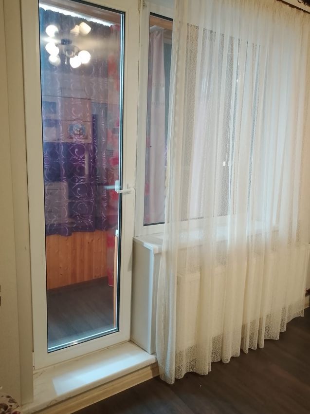 Продажа 1-комнатной квартиры, Курган, 7 микрорайон,  23