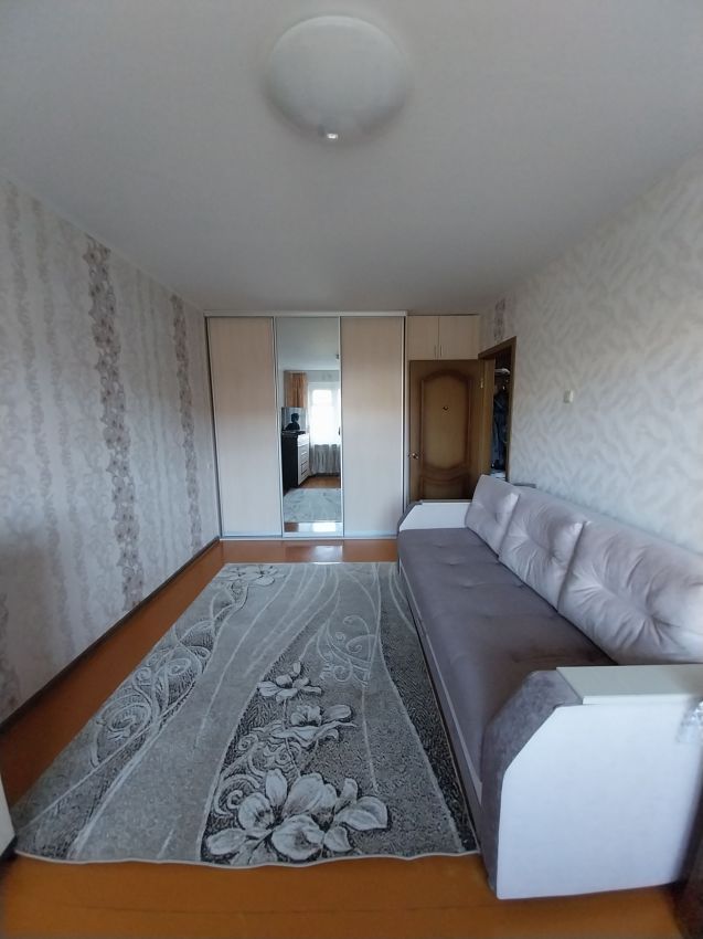 Продажа 2-комнатной квартиры, Курган, Дзержинского улица,  6