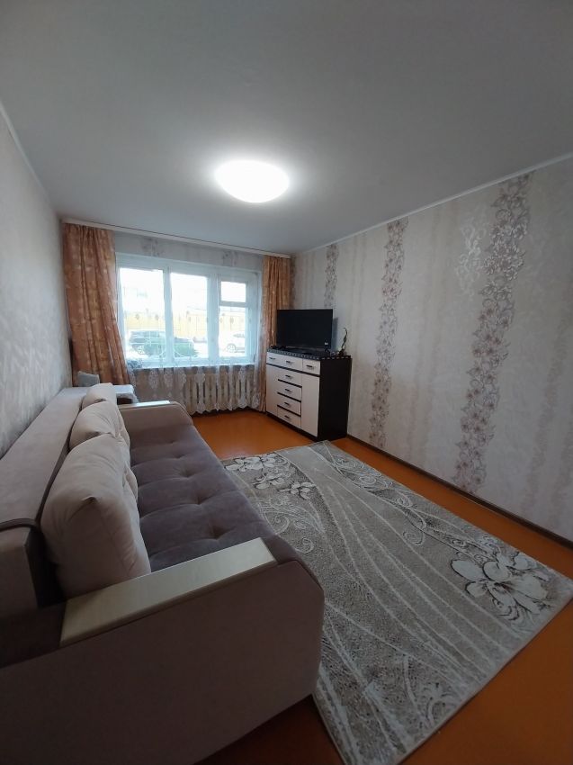 Продажа 2-комнатной квартиры, Курган, Дзержинского улица,  6