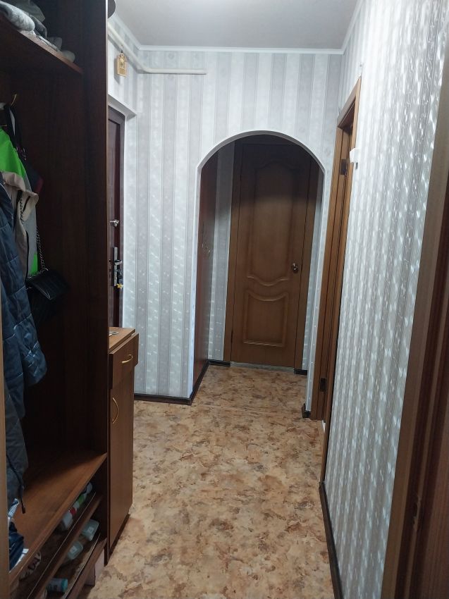 Продажа 2-комнатной квартиры, Курган, Дзержинского улица,  6