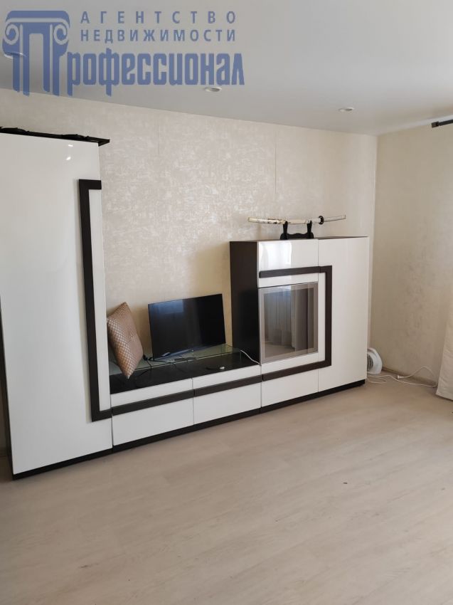 Продажа дома, 134м <sup>2</sup>, 4 сот., Лесниково, Черемуховая улица