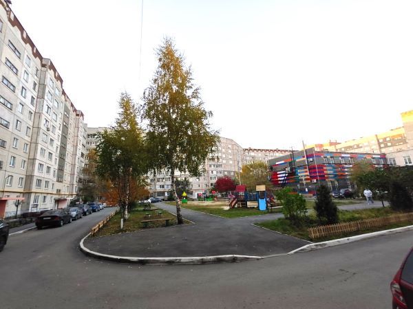 Продажа 1-комнатной квартиры, Курган, 5 микрорайон,  1