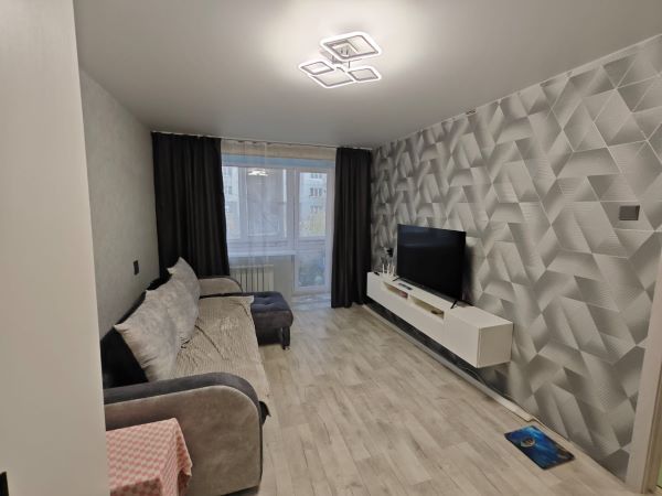 Продажа 1-комнатной квартиры, Курган, 5 микрорайон,  1