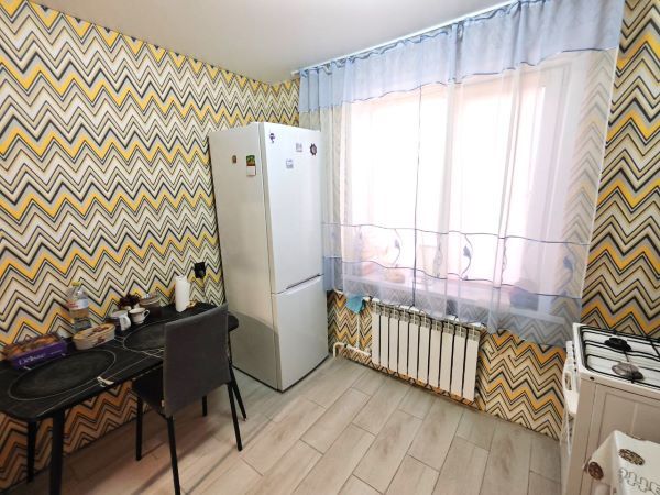 Продажа 1-комнатной квартиры, Курган, 5 микрорайон,  1
