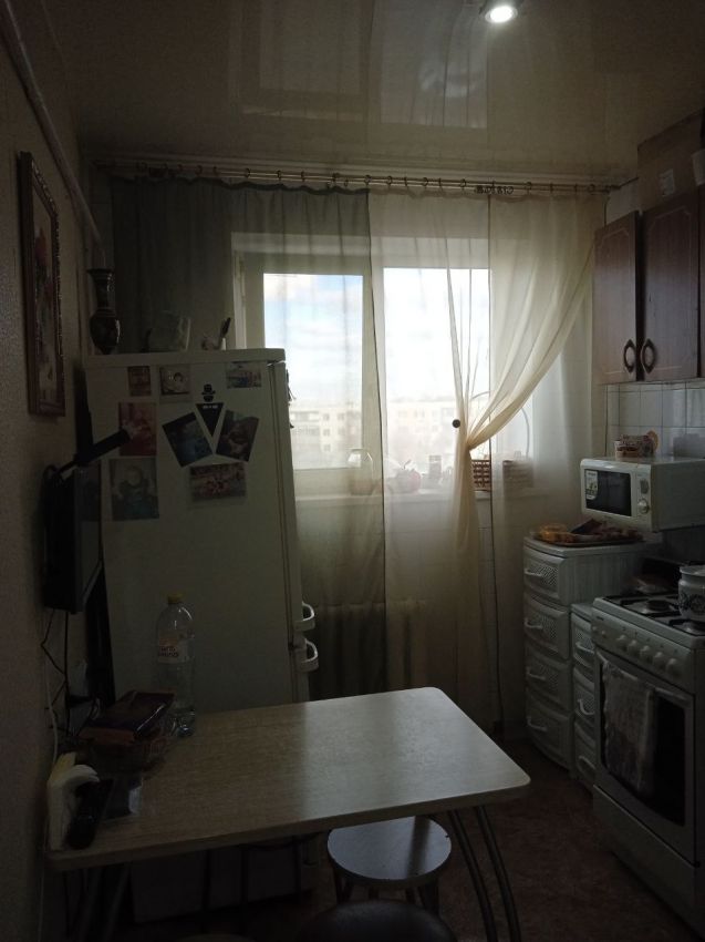 Продажа 3-комнатной квартиры, Курган, Карбышева улица,  44а