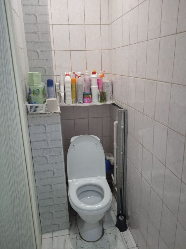 Продажа 3-комнатной квартиры, Курган, Карбышева улица,  44а