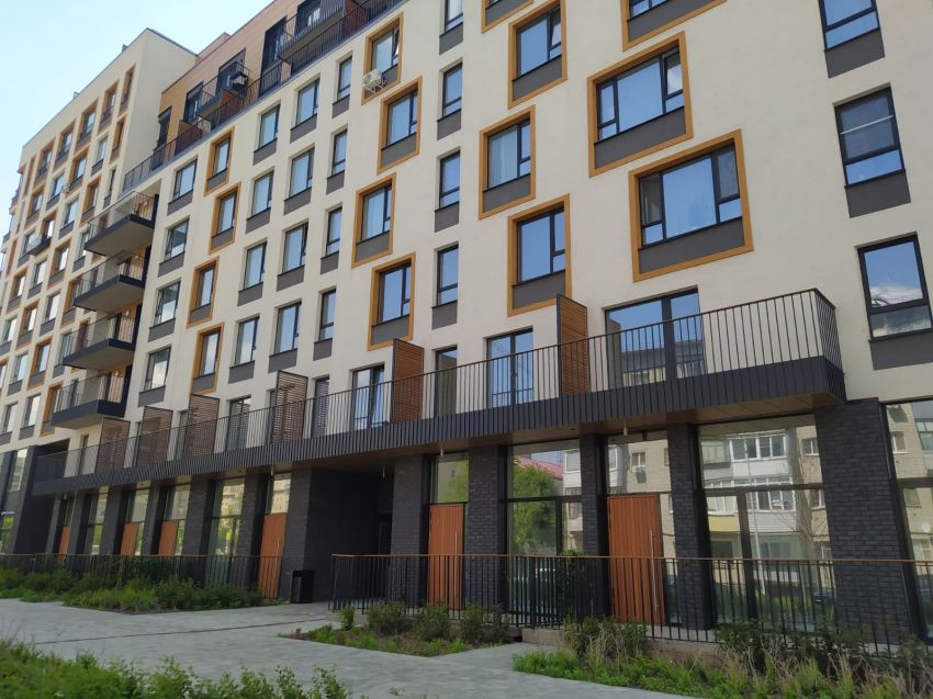 Продажа 3-комнатной квартиры, Курган, Коли Мяготина улица,  181