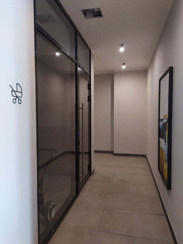 Продажа 3-комнатной квартиры, Курган, Коли Мяготина улица,  181