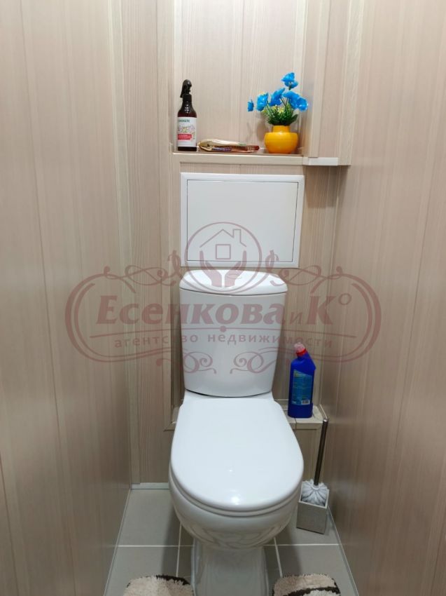 Продажа 3-комнатной квартиры, Курган, 6 микрорайон,  4