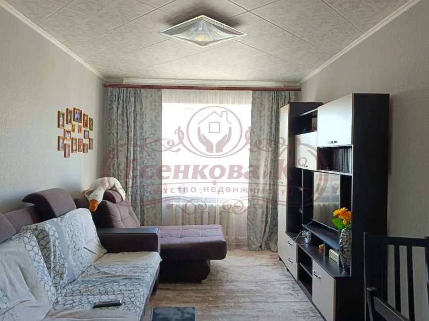 Продажа 3-комнатной квартиры, Курган, 6 микрорайон,  4