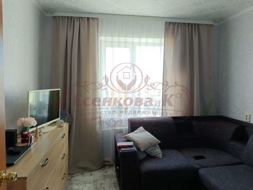 Продажа 3-комнатной квартиры, Курган, 6 микрорайон,  4