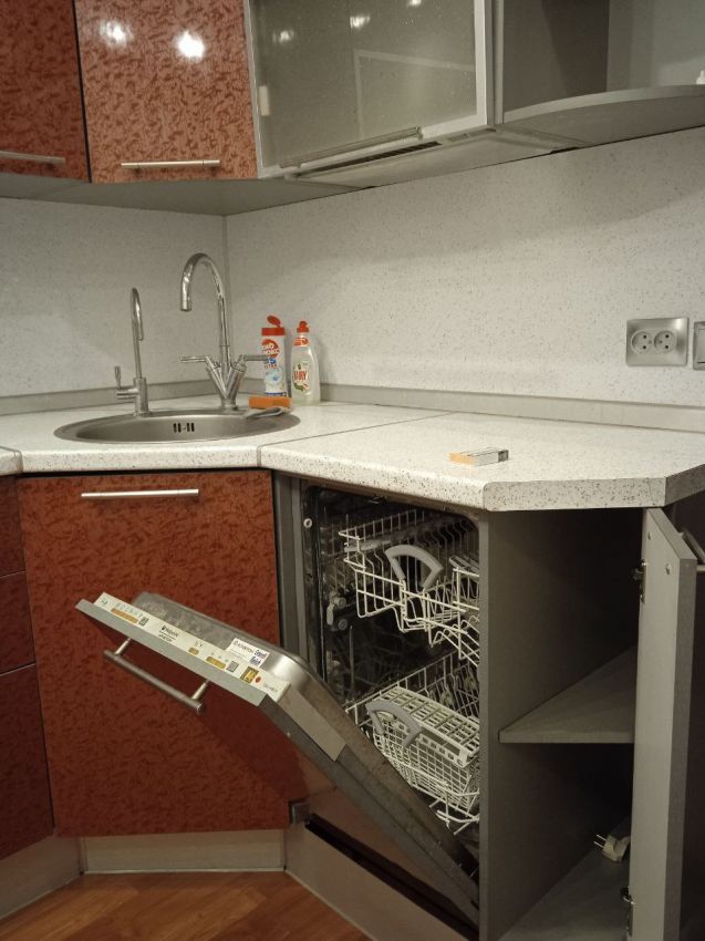 Продажа 3-комнатной квартиры, Курган, Куйбышева улица,  70Б