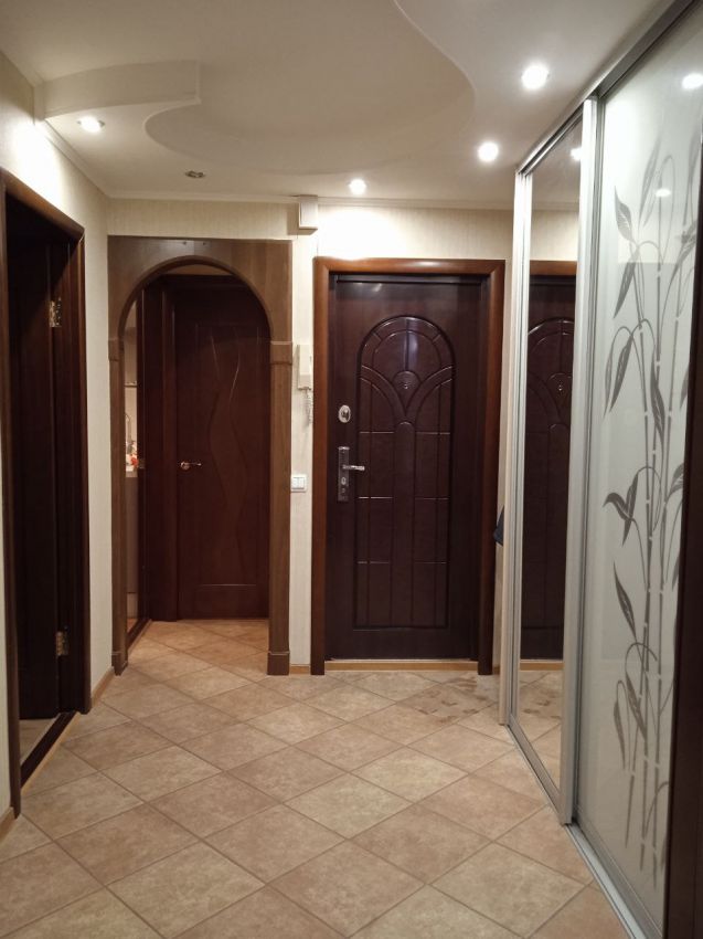 Продажа 3-комнатной квартиры, Курган, Куйбышева улица,  70Б