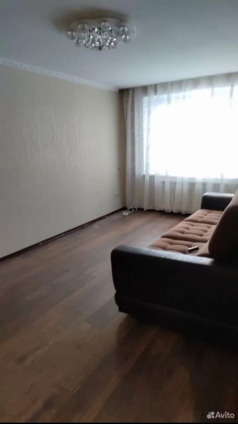 Продажа 3-комнатной квартиры, Курган, Куйбышева улица,  70Б