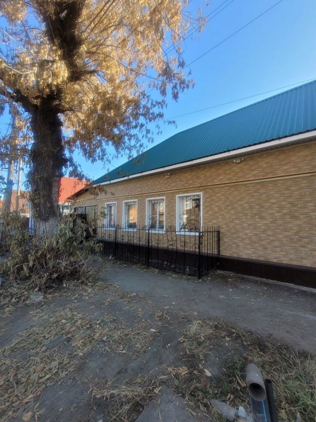 Продажа дома, 158м <sup>2</sup>, 7 сот., Курган, 9 Мая улица,  46