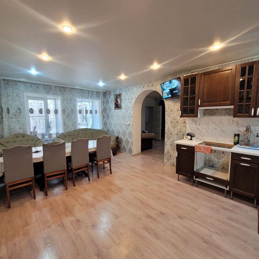 Продажа дома, 158м <sup>2</sup>, 7 сот., Курган, 9 Мая улица,  46