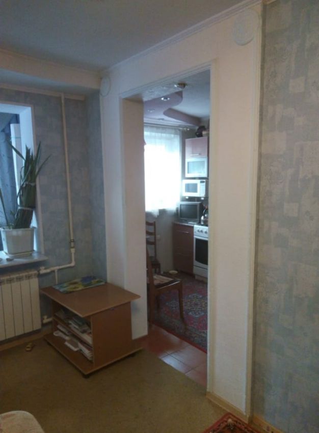 Продажа 4-комнатной квартиры, Курган, Невежина улица,  15