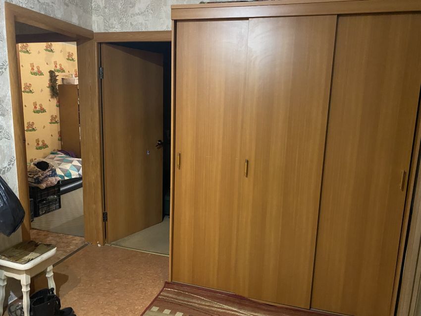 Продажа 4-комнатной квартиры, Курган, Невежина улица,  15