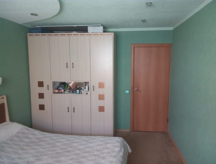 Продажа 4-комнатной квартиры, Курган, Невежина улица,  15