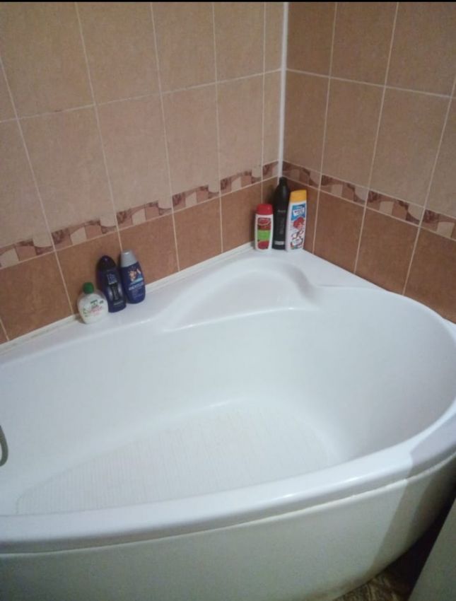 Продажа 4-комнатной квартиры, Курган, Невежина улица,  15