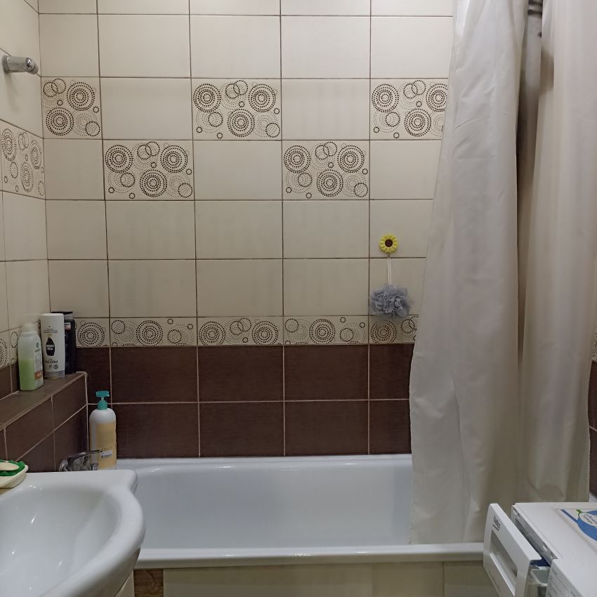 Продажа 1-комнатной квартиры, Курган, 4 микрорайон,  15