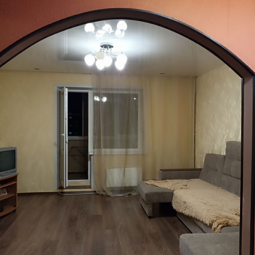 Продажа 1-комнатной квартиры, Курган, 4 микрорайон,  15