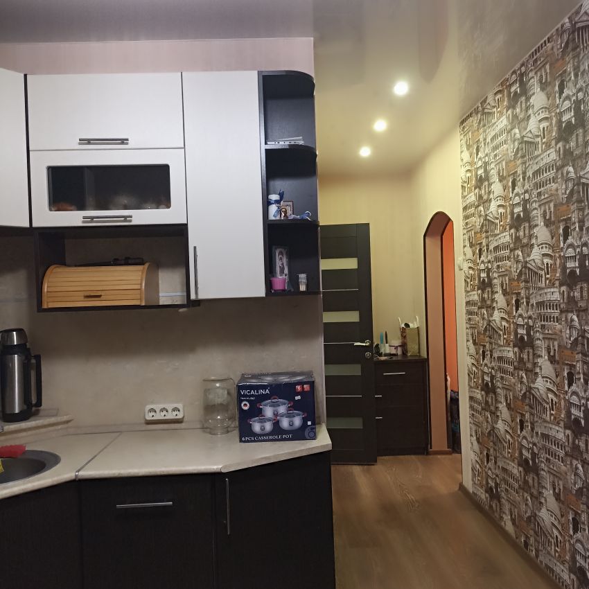 Продажа 1-комнатной квартиры, Курган, 4 микрорайон,  15