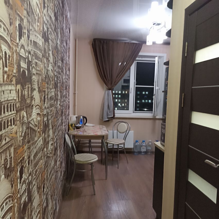 Продажа 1-комнатной квартиры, Курган, 4 микрорайон,  15