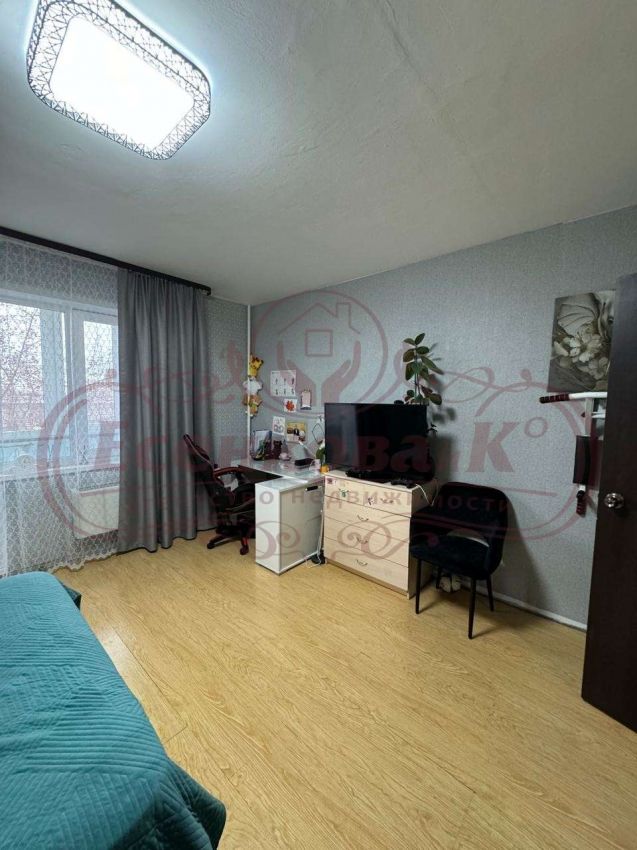 Продажа 1-комнатной квартиры, Курган, 9 Мая улица,  4в