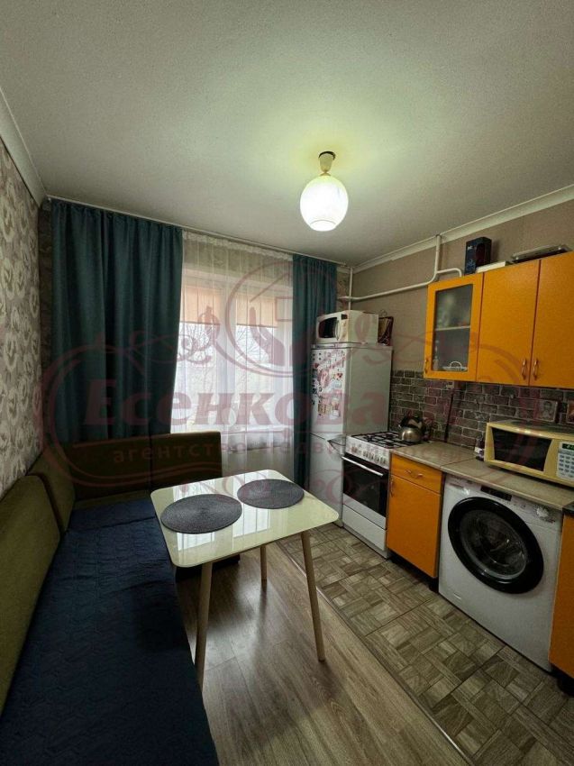 Продажа 1-комнатной квартиры, Курган, 9 Мая улица,  4в