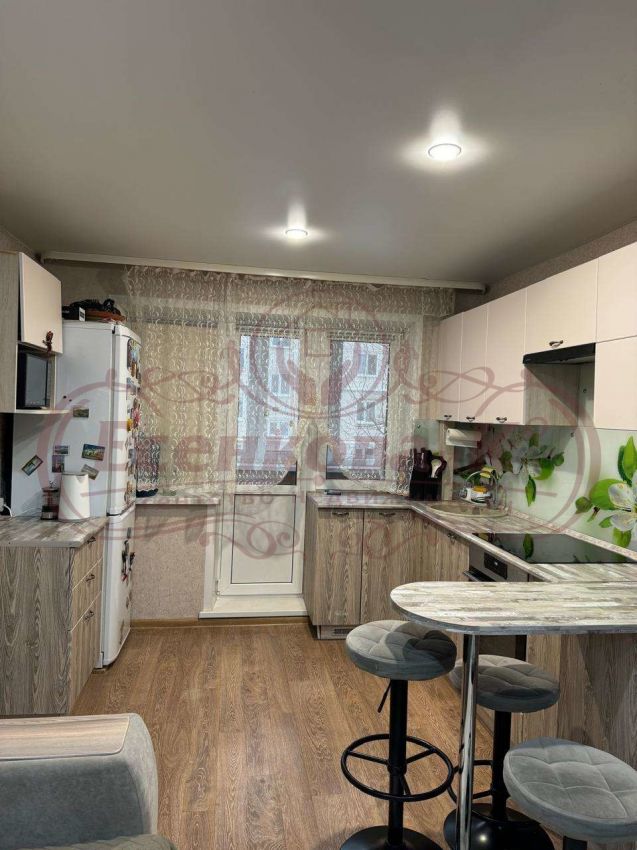 Продажа 2-комнатной квартиры, Курган, Дзержинского улица,  36