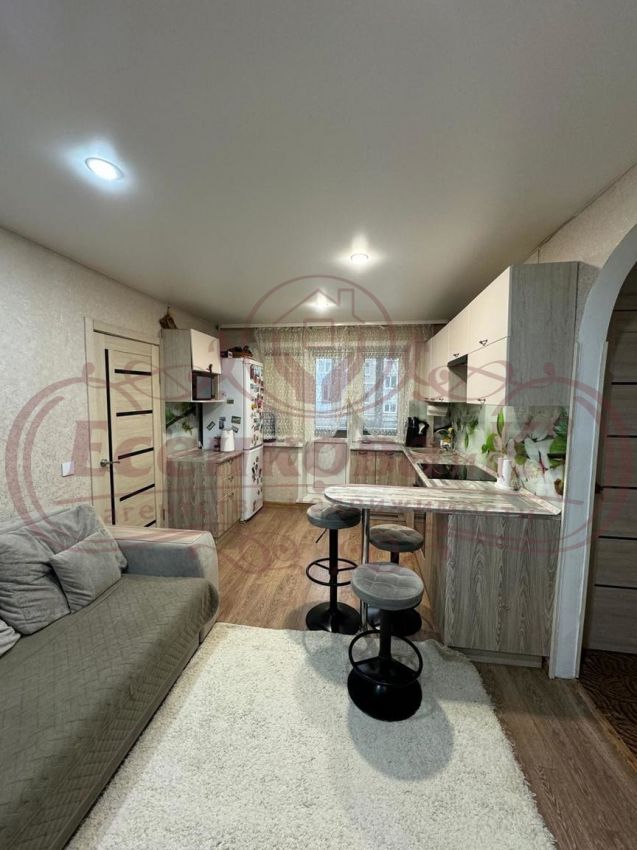 Продажа 2-комнатной квартиры, Курган, Дзержинского улица,  36