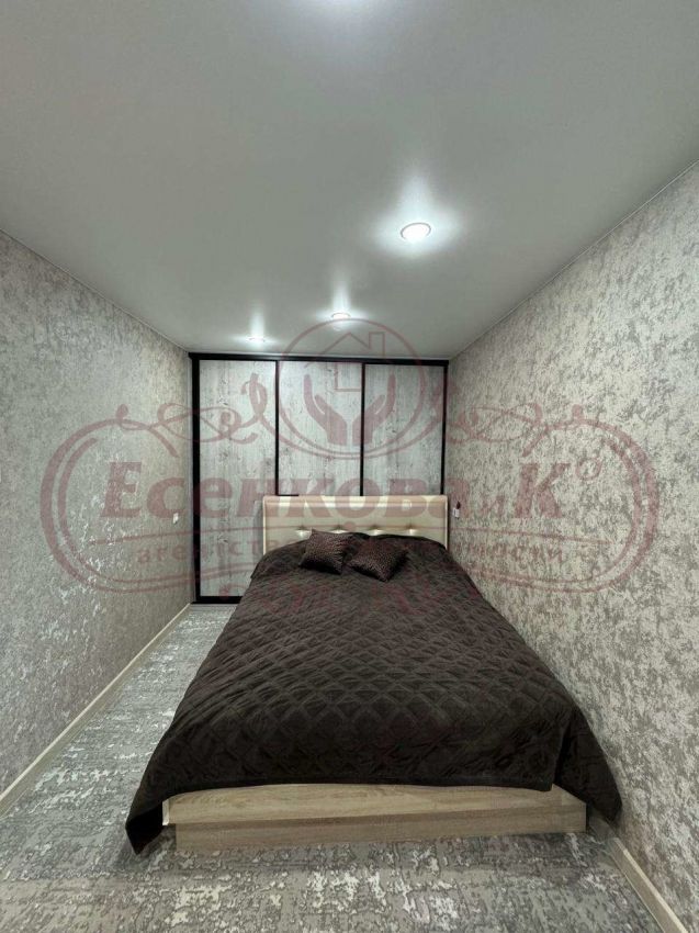 Продажа 2-комнатной квартиры, Курган, Дзержинского улица,  36