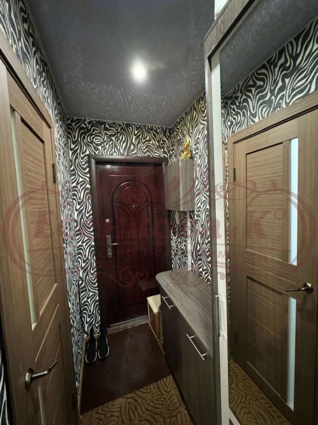 Продажа 2-комнатной квартиры, Курган, Дзержинского улица,  36