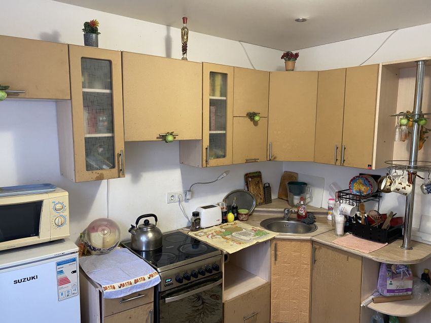 Продажа 3-комнатной квартиры, Курган, Белинского улица,  20