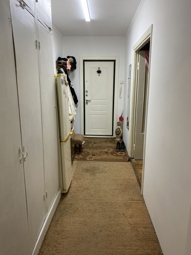 Продажа 3-комнатной квартиры, Курган, Белинского улица,  20