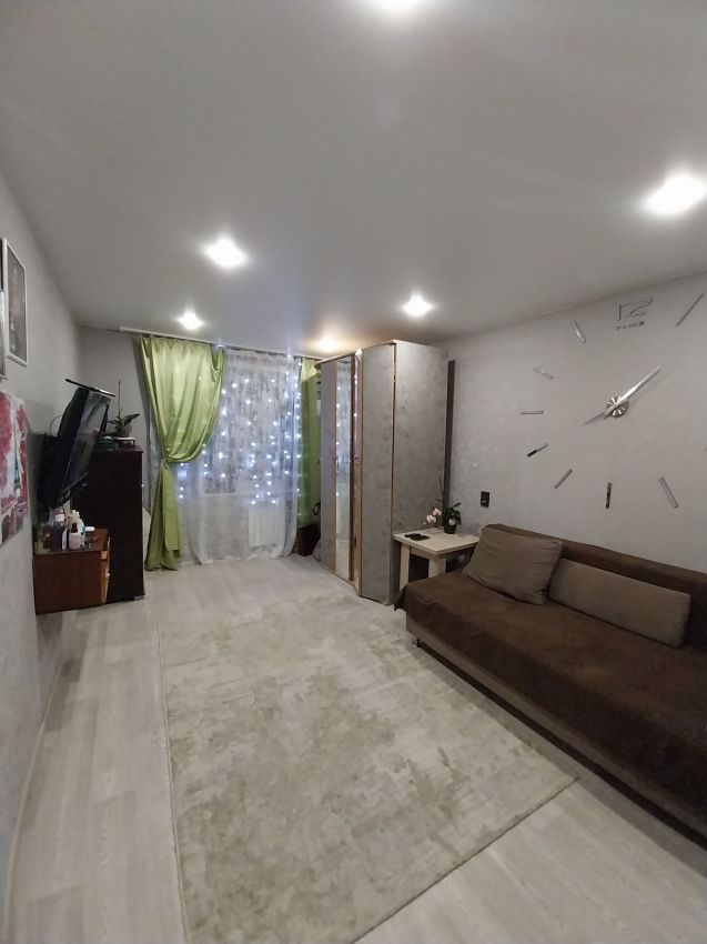 Продажа 2-комнатной квартиры, Курган, Солнечный бульвар,  5