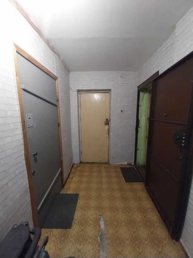 Продажа 2-комнатной квартиры, Курган, Солнечный бульвар,  5