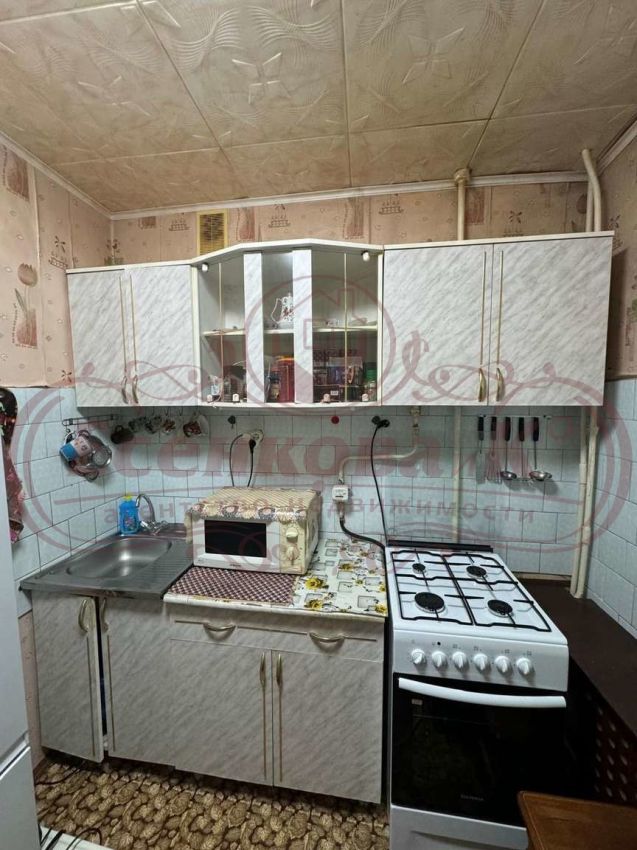 Продажа 1-комнатной квартиры, Курган, Бурова-Петрова улица,  79