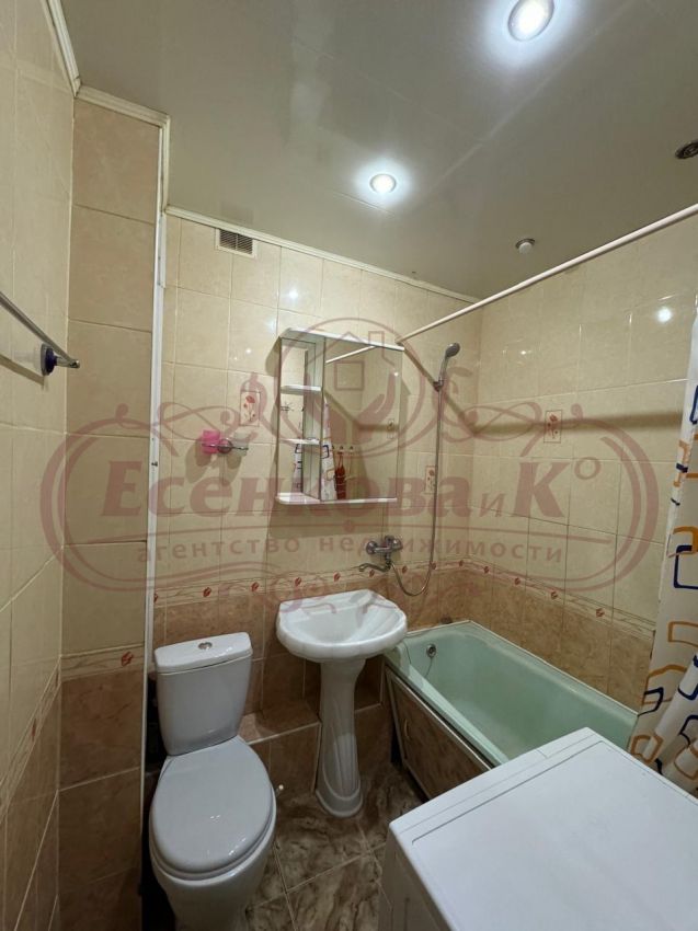 Продажа 1-комнатной квартиры, Курган, Бурова-Петрова улица,  79