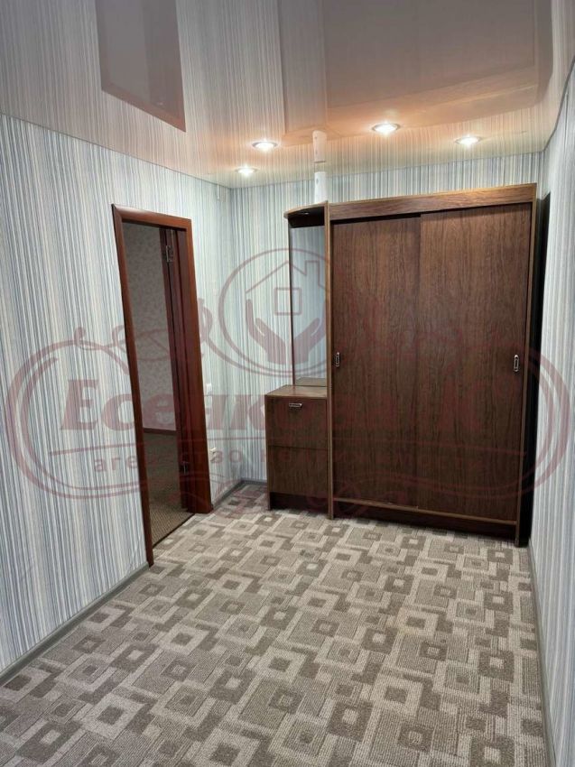 Продажа 2-комнатной квартиры, Курган, Станционная улица,  37