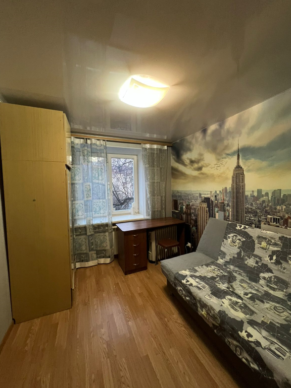 Продажа 3-комнатной квартиры, Курган, Красина улица,  75а