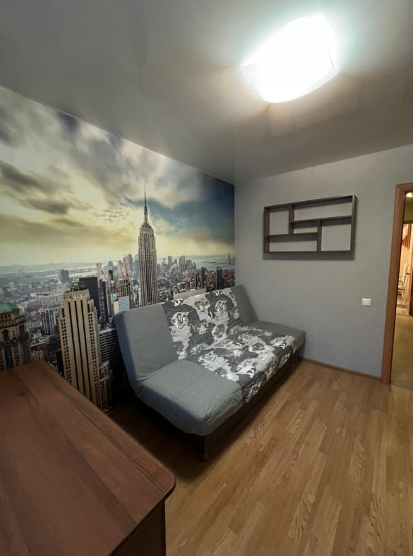 Продажа 3-комнатной квартиры, Курган, Красина улица,  75а